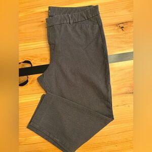 Old Navy Pixie Women’s 18 Petite Charcoal Flat Front Pants
